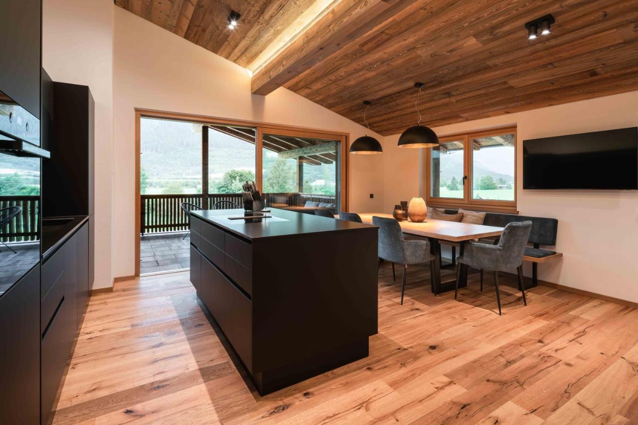 Hohe Tauern Lofts Panoramabahn By Alpina-Holiday Dorf  Exterior foto